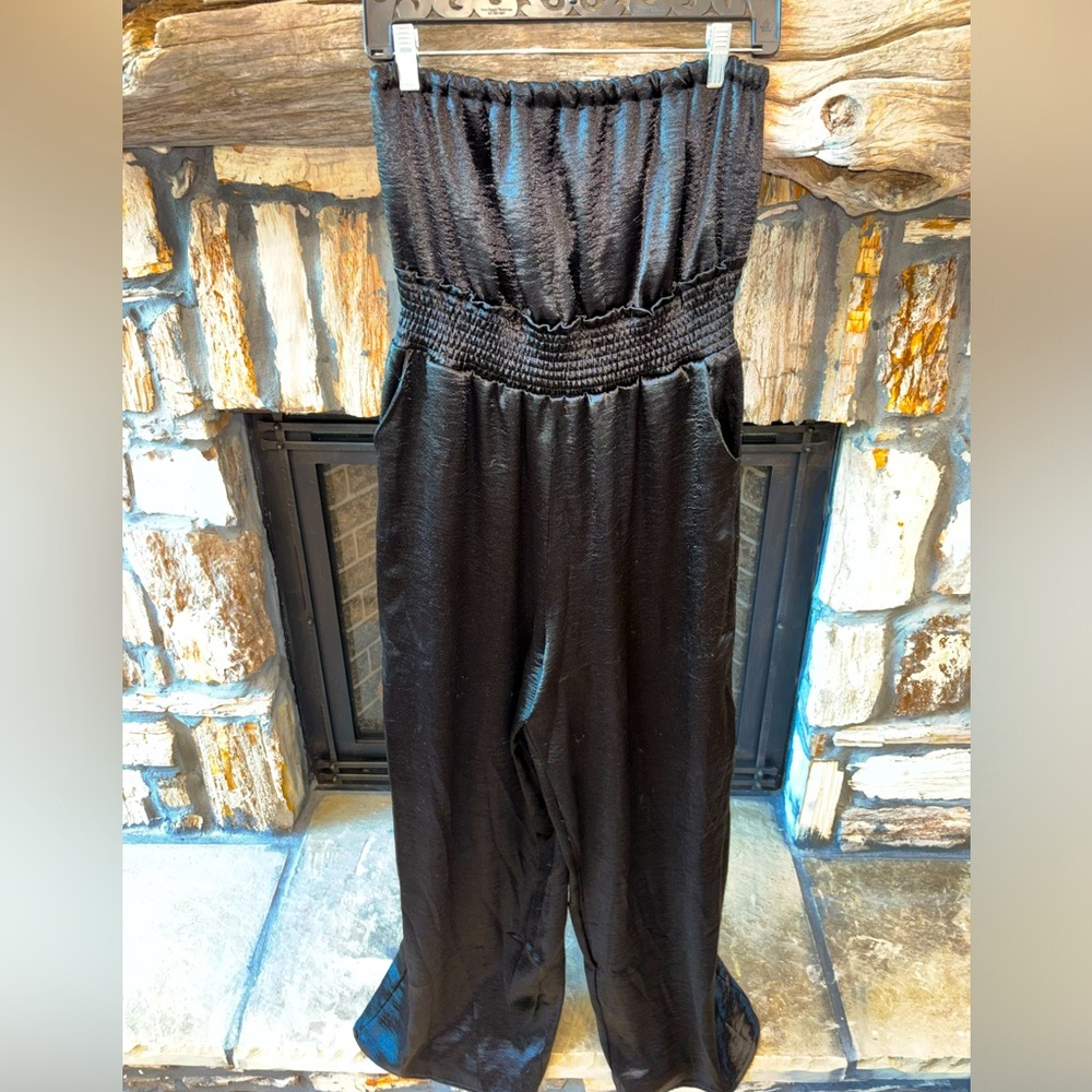 Everyday Chic Boutique Large Satin Black Strapless Jumpsuit